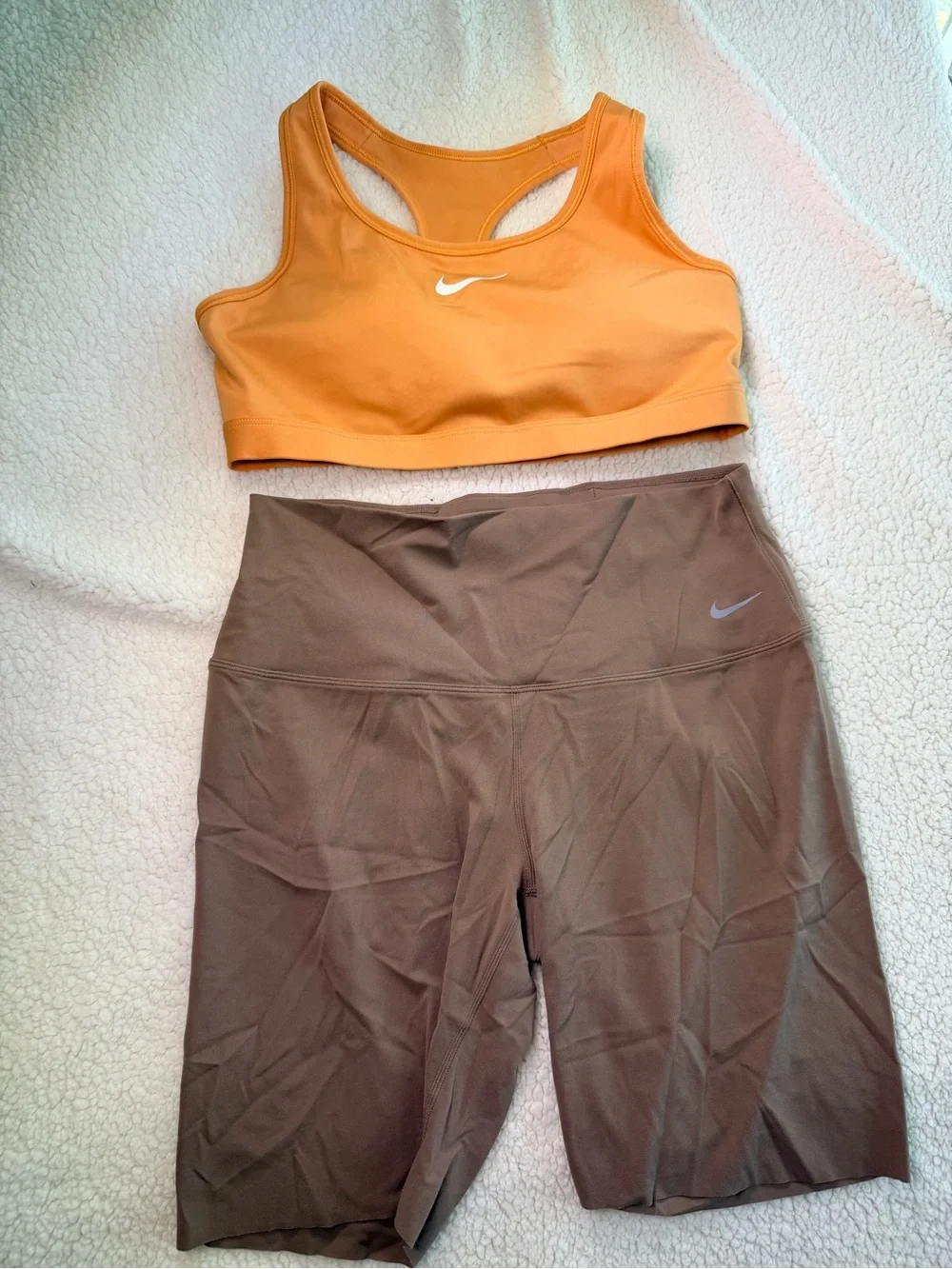 Nike Women's set High-Rise Bike Shorts in Taupe